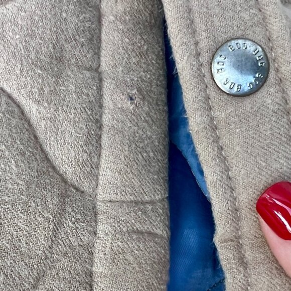 BDG Flannel Quilted Hooded Shirt Jacket in Taupe Men's Size Large / Unisex - Picture 10 of 16